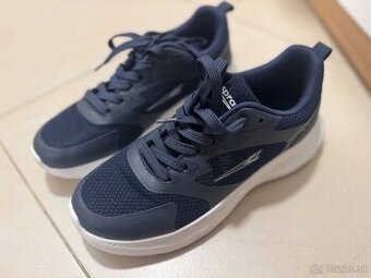 Sprandi tenisky na telesnu 39