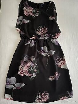 Predám dámske šaty veľkosť 34