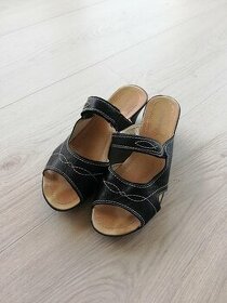 Dámske topánky/sandále na podpätku - 1