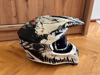 Prilba Airoh Wraap Beast XL + okuliare Raven