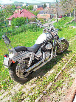Suzuki VZ 800 Marauder