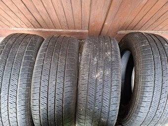 Predam 4ks pneu 215/65 R16 Continental 4x4Contact