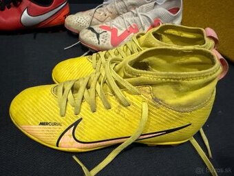 Kopačky Nike veľkosť 33