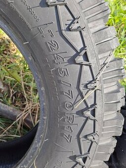 Predam pneumatiky 4×4