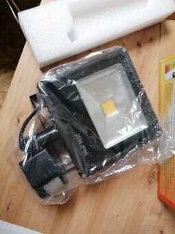 led floodlight with sensor svietidlo so senzorom 20W