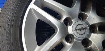 Predam elektrony a pneu na Opel Vectra