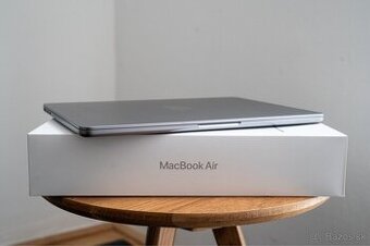 MacBook Air 13” M2 8/256 GB