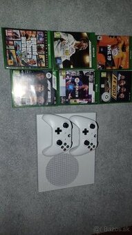 Predam  konzolu x box one S