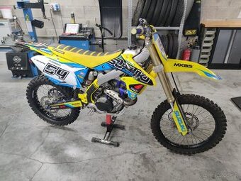 Suzuki RM-Z 450 vstrek - 1
