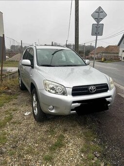 Predám Toyotu RAV4 2.2D 4x4