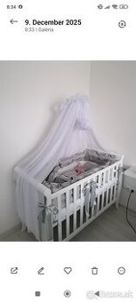 Detská masívna postieľka s matracom