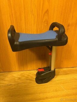 Sedačka na stupadlo na kočik