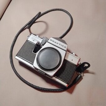Praktica super TL1000 - Plne funkčný