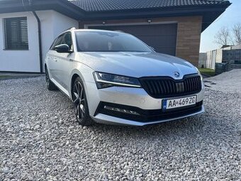 Škoda Superb Combi Sportline 2.0TDi 140Kw DSG