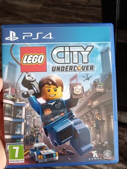 Lego Undercover,