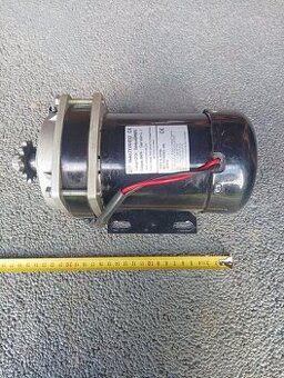 12 v motor