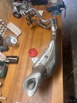 Predám nový nepouzity originál vyfuk yamaha mt09
