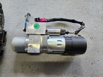 Hydraulické čerpadlo na kufor mercedes R _ w251