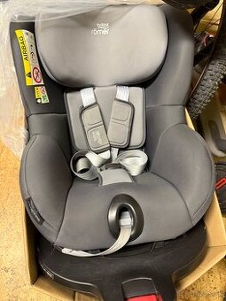 Autosedacka Britax Romer Dualfix M i-size - 1
