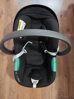 Predám autosedacku-vajicko cybex