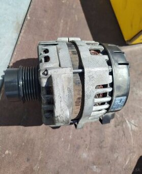Predám alternátor Kia/Hyundai 37300-2b960