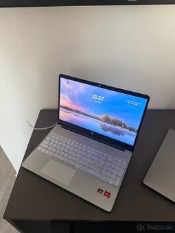 HP Laptop 15s-eq2xxx