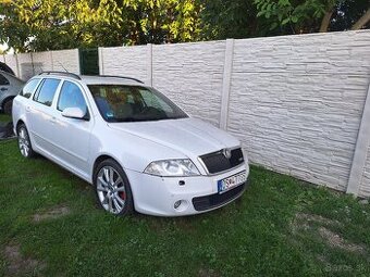 ŠKODA OCTAVIA COMBI RS