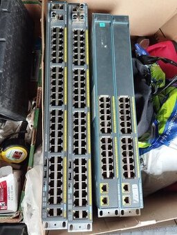 Cisco Catalyst 2960 X Series a 2960 Series