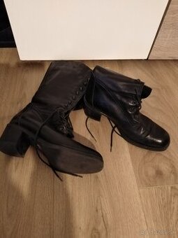 Predám kožené čižmy