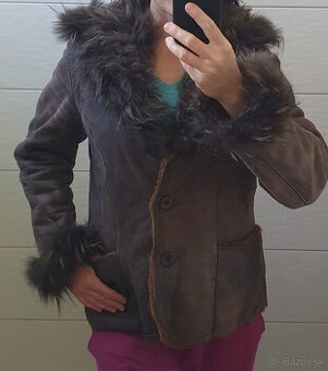 Pravý Kožúšok značky KARA vo výbornom stave - 1