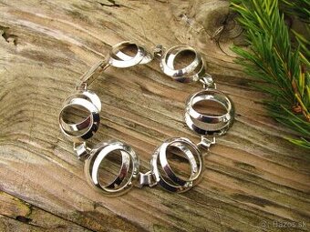 Ponúkam krásny starý dámsky strieborný náramok, značený.