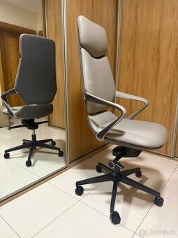 Nové- Kancelárske kreslo KA-T8426 GREY, sivá ekokoža