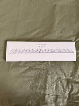 Apple SK klávesnica