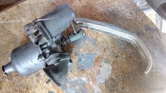 Mini karburátor a časť masky