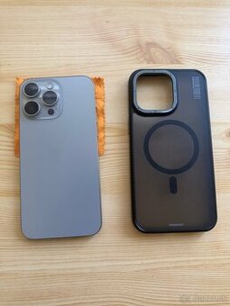 iPhone 15 Pro Max v stave 10/10