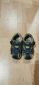 Chlapčenské sandále veľkosť 22