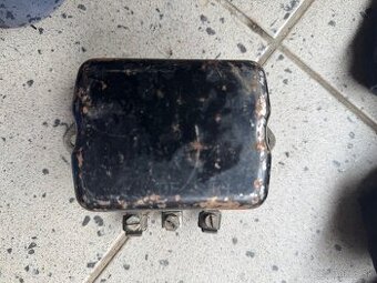 Zastava 750 , FIAT 600-regulator napatia ,regler - 1