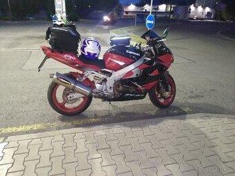 Kawasaki zx9r r 1200 gs