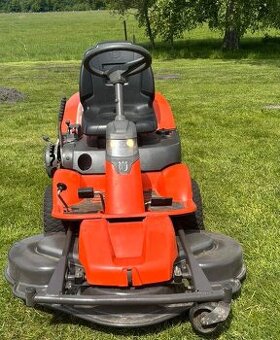 Husqvarna R15T AWD