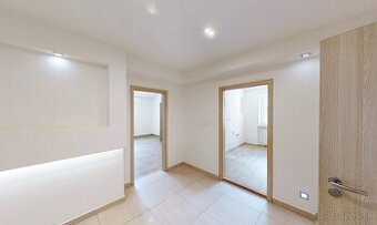 CENTRUM nebytový priestor 50 m2 + parkovacie miesto
