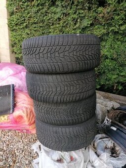 Hankook winter i cept evo 3 245/40r19 4ks cena 35