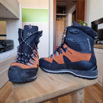 Vibramy Mammut Monolith GTX