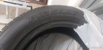 Predam zimne pneumatiky Pirelli 235/60 r18