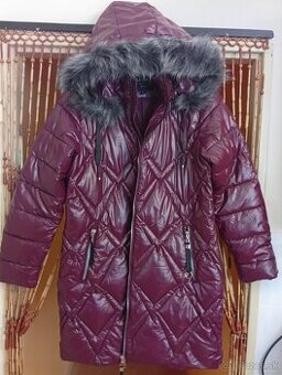 Nádherná dámska zimná bunda.plis parfém zadarmo