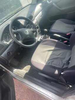 Predám škoda octavia 1