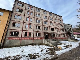 Predaj ubytovňe ( bytovky ) v obci Utekáč - 1