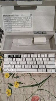 Skyloong Herná Mechanická RGB Klávesnica - GK61 - 1