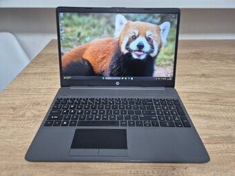 HP 250 G8 /Core i3-1115G4/12GB RAM/FHD/256GB SSD/Bat ok