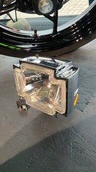 Predné svetlo na chopper homologizované