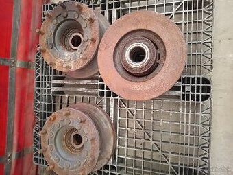 Náboj kolesá SCANIA R420 predná naprava